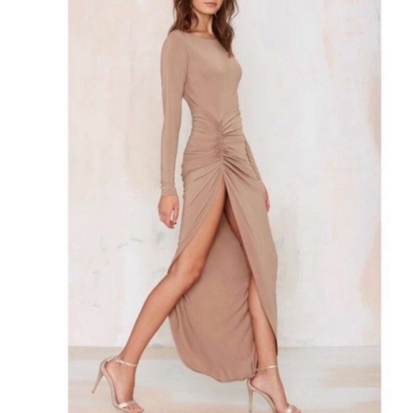 Lioness nude low back maxi dress - Picture 5 of 6